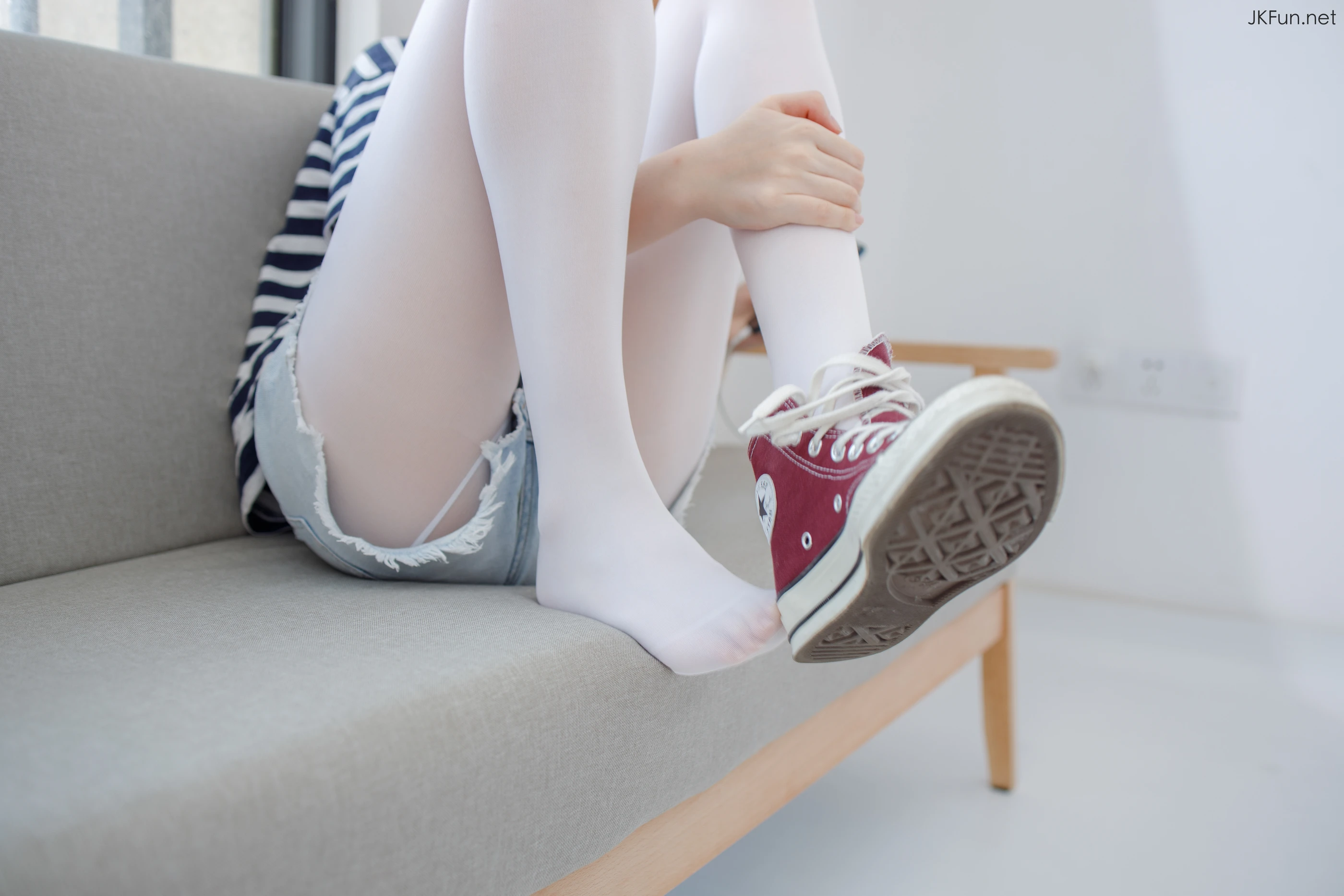 森萝财团 [JKFUN-020] 80D白丝 Aika [98P 1V]插图
